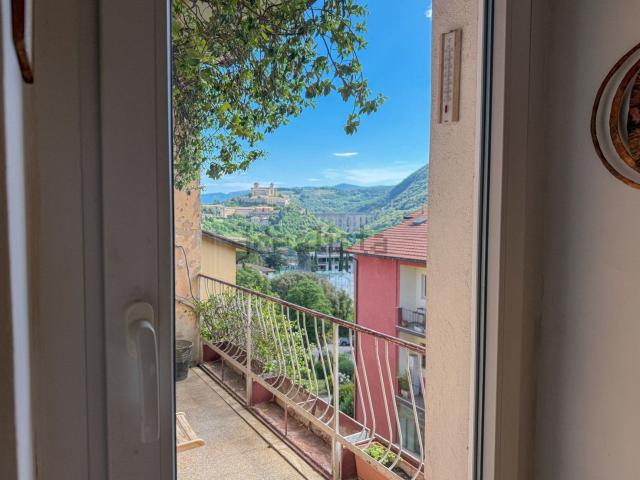 Appartamento in vendita a Spoleto, Umbria