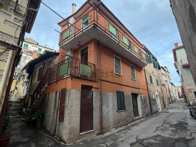 Appartamento in vendita a Sezze, Lazio