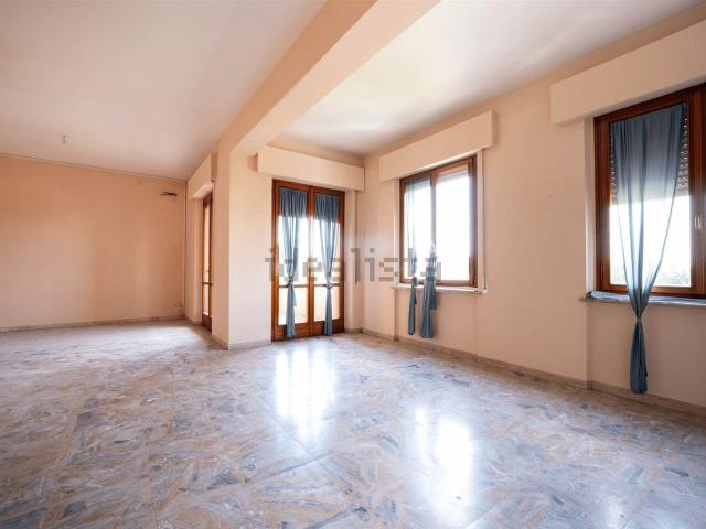 Appartamento in vendita a Montemurlo, Toscana