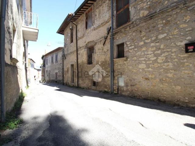 Appartamento in vendita a Collelungo, Casaprota
