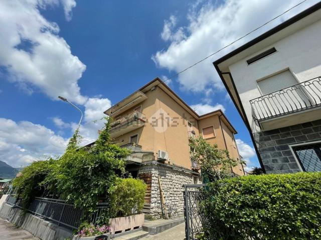 Appartamento in vendita a Paladina, Bergamo