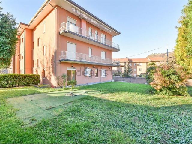Appartamento in vendita a Como, Como Sole