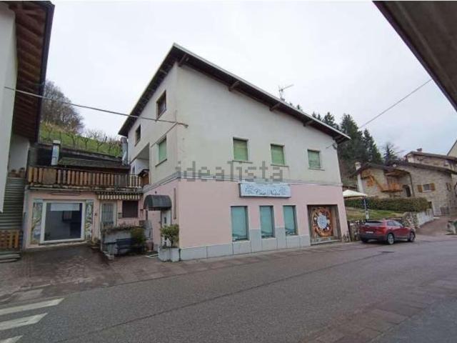 Appartamento in vendita a Sovramonte, Veneto