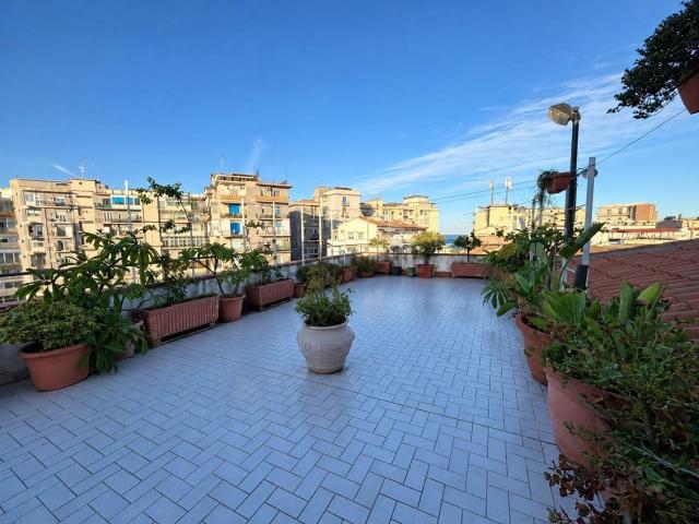 Attico in vendita a Picanello-Ognina-Barriera-Canalicchio, Catania