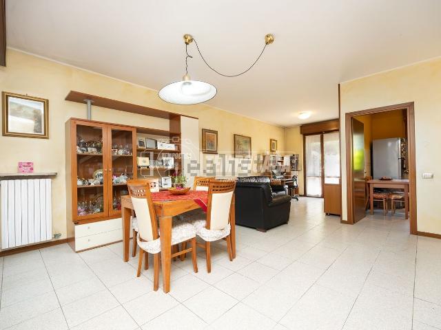 Appartamento in vendita a Bussero, Lombardia