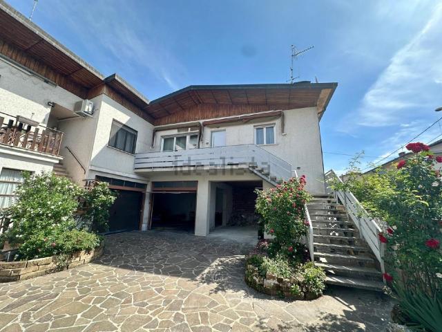 Appartamento in vendita a Mossa / Mosse, Gorizia / Gurize / Gorica