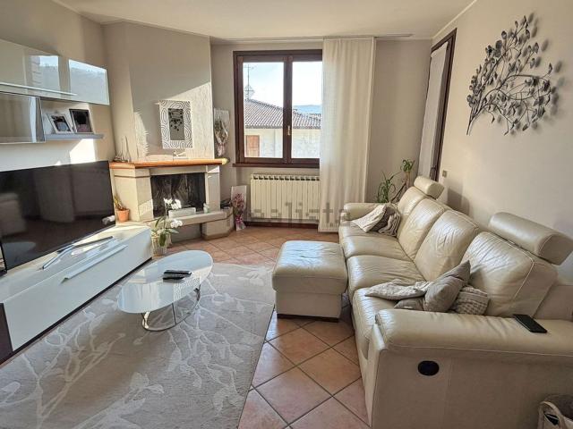 Appartamento in vendita a Vigolzone, Reggio Emilia