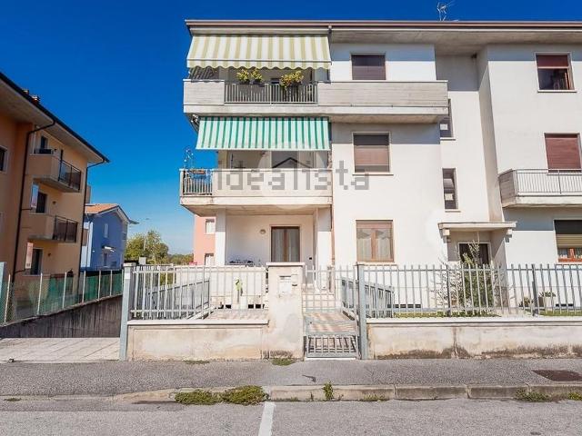 Appartamento in vendita a Dossetto, Villafranca di Verona