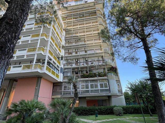 Appartamento in vendita a Municipio 2, Puglia