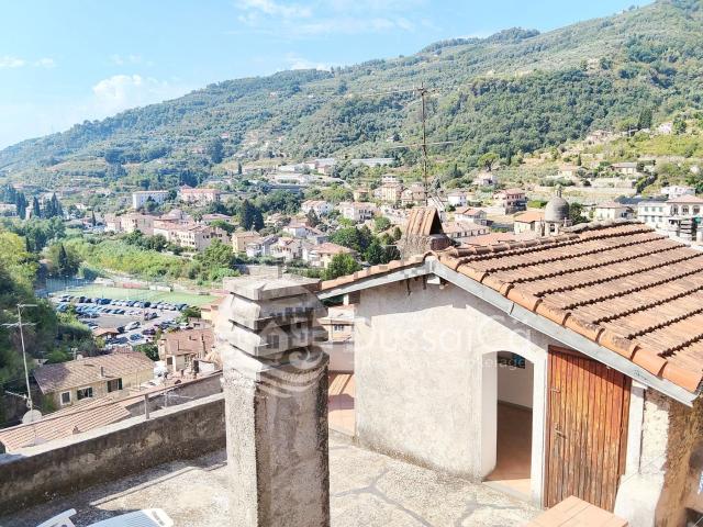 Appartamento in vendita a Dolceacqua, Liguria