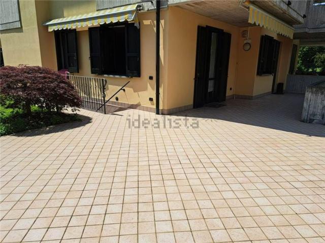 Appartamento in vendita a Villongo, Lombardia
