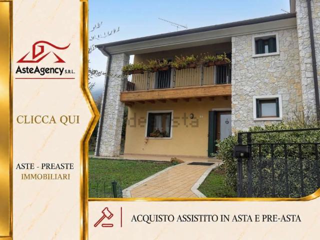 Appartamento in vendita a Farra di Soligo, Treviso