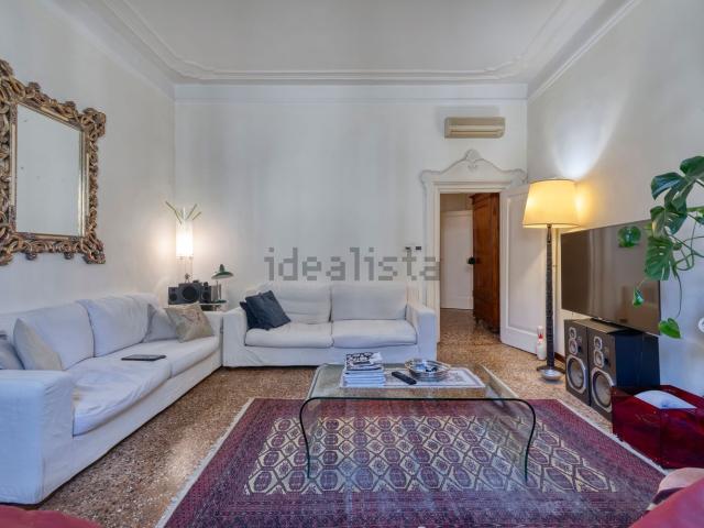 Appartamento in vendita a Porto-Saragozza, Bologna