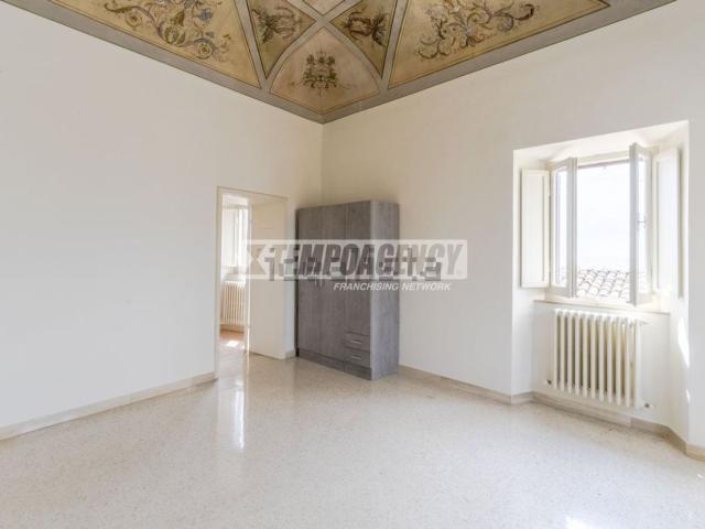 Appartamento in vendita a Borgo Pintura, Marche