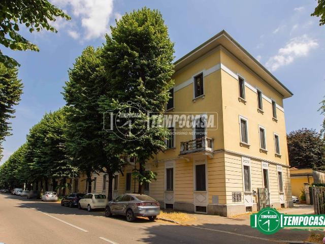 Appartamento in vendita a Frati, Busto Arsizio