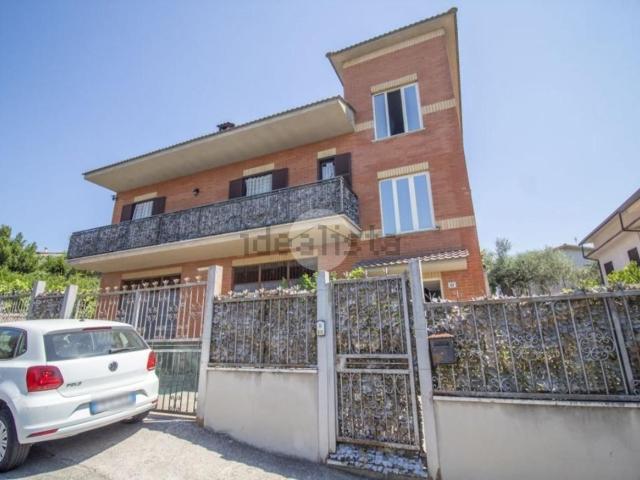 Appartamento in vendita a Roma Capitale, Lazio