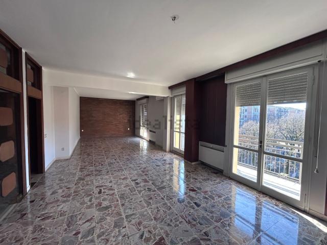 Appartamento in vendita a Pianura Reggiana, Re