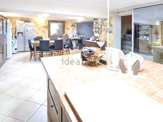 Appartamento in vendita a Cavenago Brianza, Lombardia