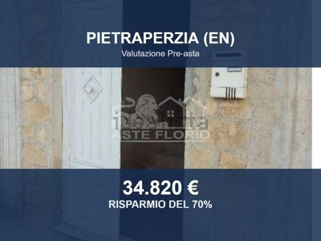 Appartamento in vendita a Pietraperzia, Enna