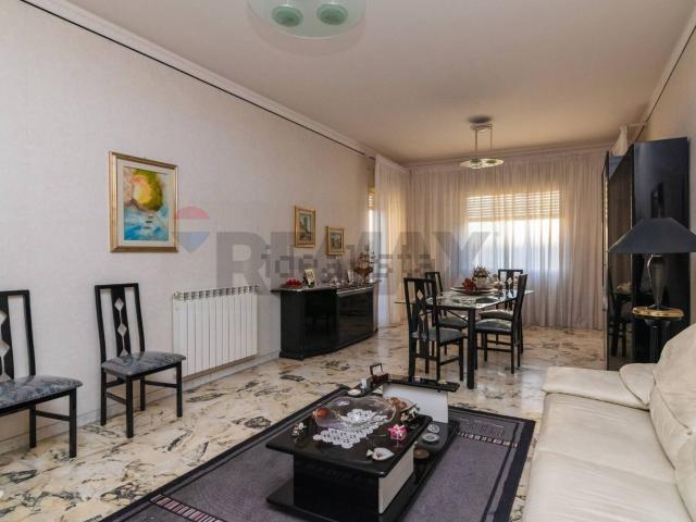 Appartamento in vendita a Belpasso, Sicilia