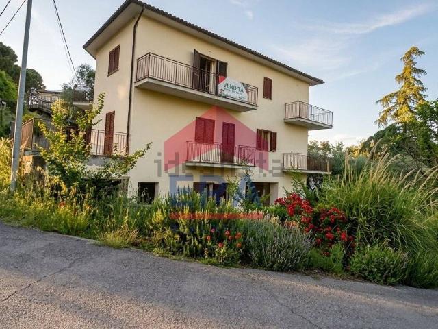 Appartamento in vendita a Bagnoregio, Lazio