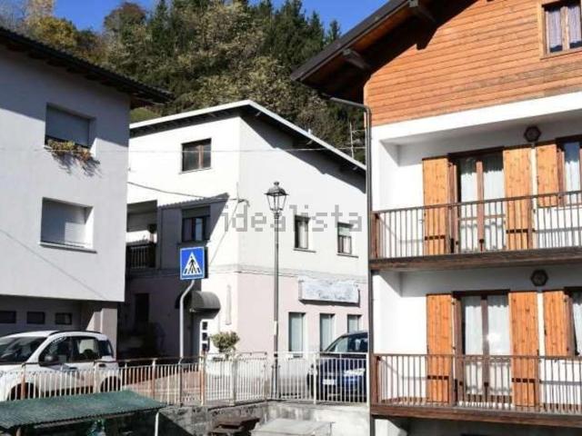 Appartamento in vendita a Sovramonte, Veneto