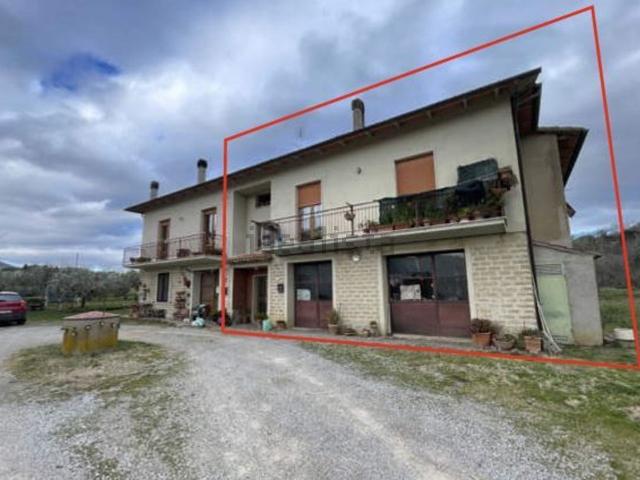 Appartamento in vendita a Zona Artigianale Pelago Casanova, Montepulciano