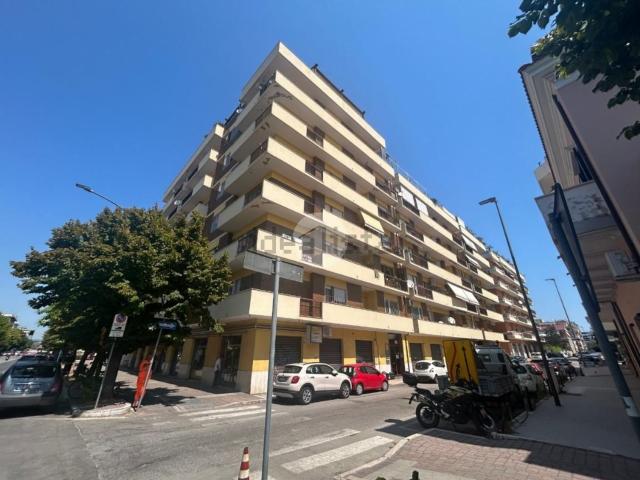 Attico in vendita a Porta Nuova, Pescara