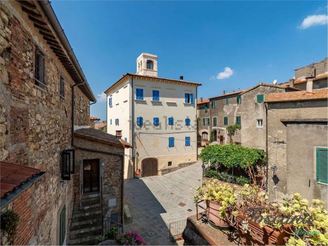 Appartamento in vendita a Bivio Di Ravi, Toscana