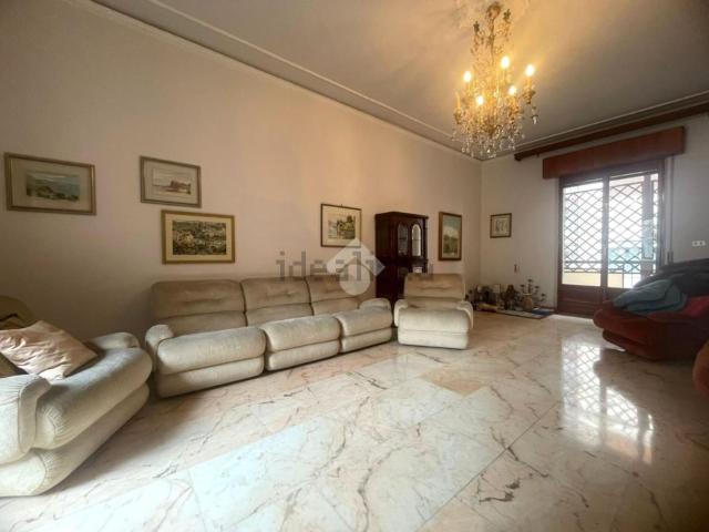 Appartamento in vendita a Calabria, Reggio Calabria