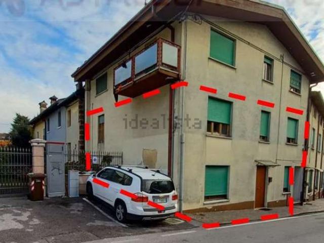 Appartamento in vendita a Cogollo Del Cengio, Veneto