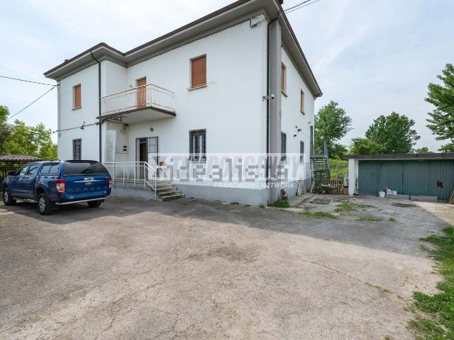 Appartamento in vendita a Unione dei comuni del Distretto Ceramico, Sassuolo