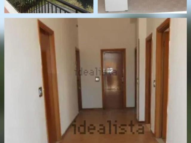 Appartamento in vendita a Terre Roveresche, Marche