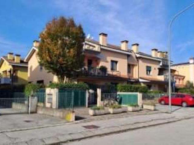 Appartamento in vendita a Bertesinella, Vicenza