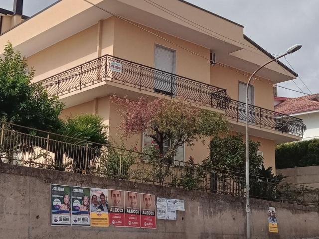 Appartamento in vendita a Calabria, Catanzaro