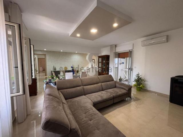Appartamento in vendita a Corigliano-Rossano, Calabria