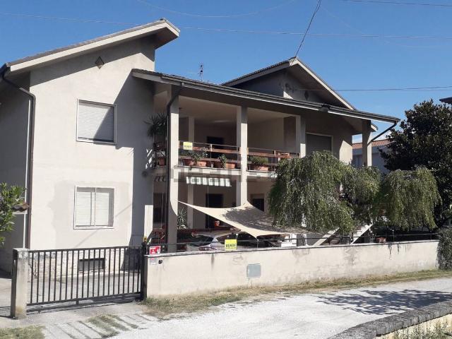 Appartamento in vendita a Alanno Scalo, Alanno