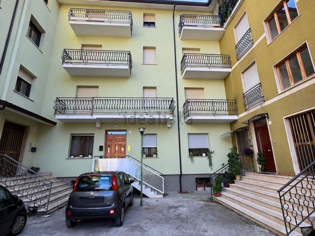 Appartamento in vendita a Montella, Avellino