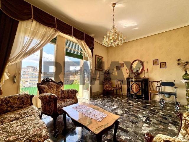 Appartamento in vendita a Ragusa Ibla, Ragusa