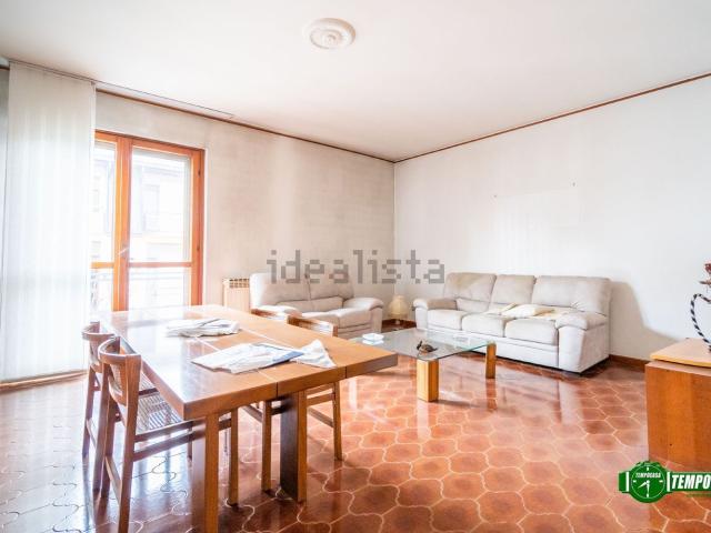 Appartamento in vendita a Locate Triulzi, Lombardia