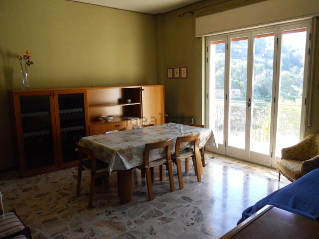 Appartamento in vendita a Monserrato, Modica