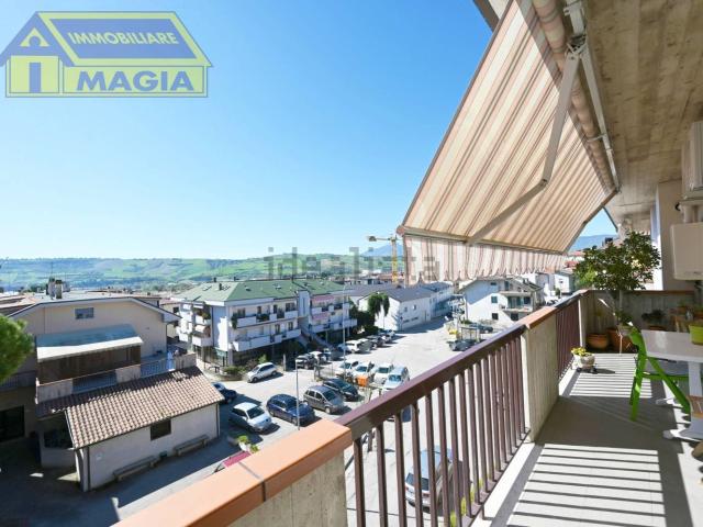 Appartamento in vendita a Cerreto, Marche