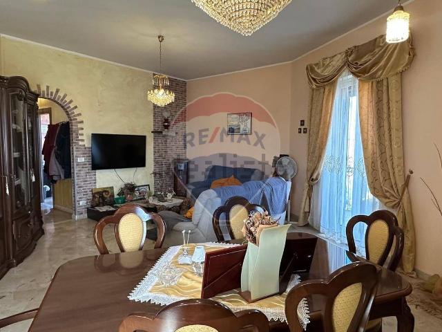 Appartamento in vendita a Belpasso, Catania