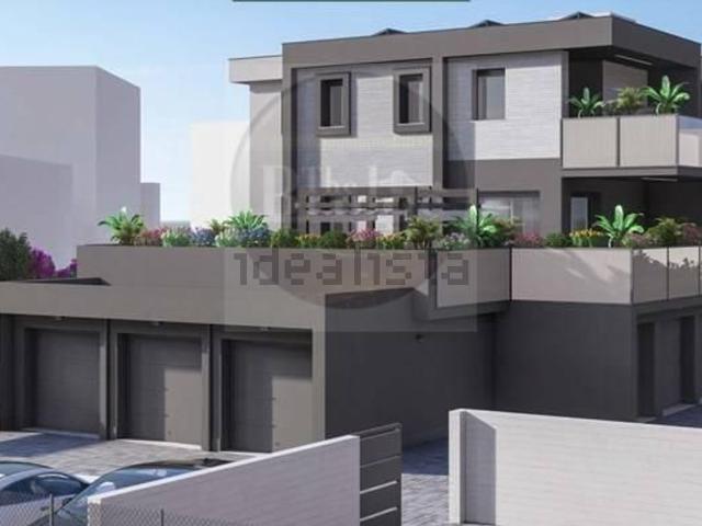 Appartamento in vendita a Punta, Modena