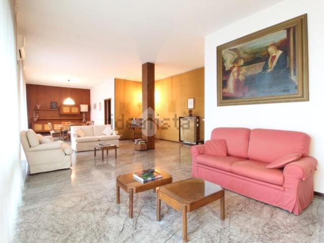 Appartamento in vendita a San Pietro esterna, Re