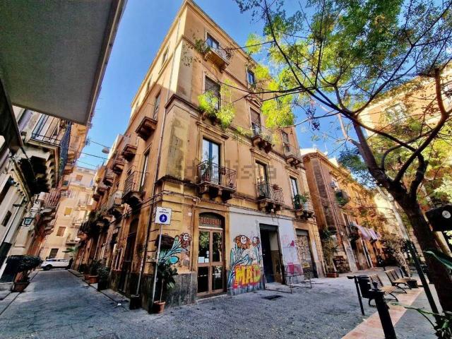 Appartamento in vendita a Centro storico, Catania