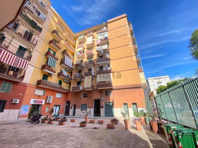 Appartamento in vendita a Taranto