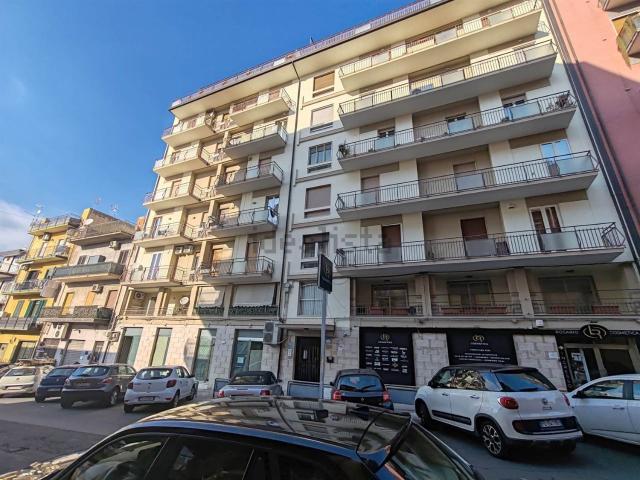 Appartamento in vendita a Paternò, Sicilia