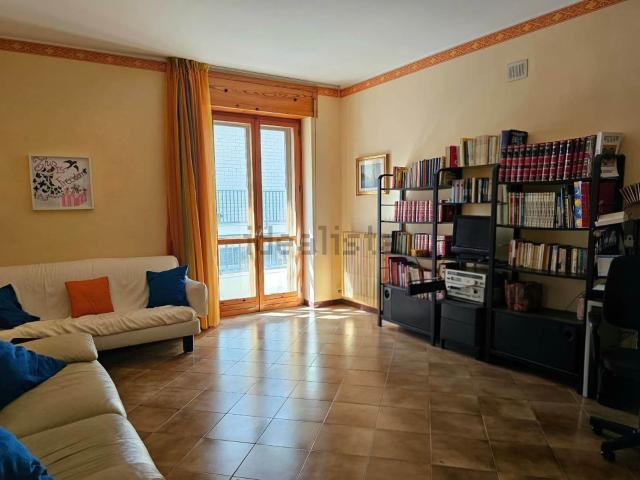 Appartamento in vendita a Altamura, Bari