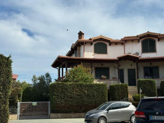 Appartamento in vendita a Fondo Farina, Calabria